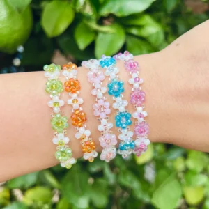Crystal Bloom – Adjustable Beaded Bracelet